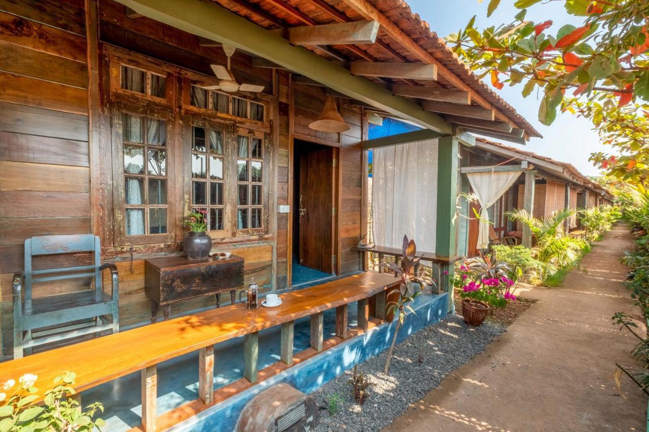 The Artist Cottages Morjim Exteriér fotografie